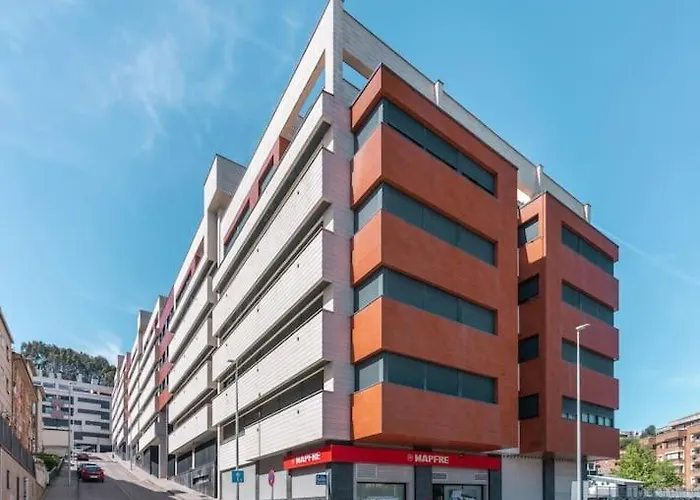 Apartamento Con Garaje